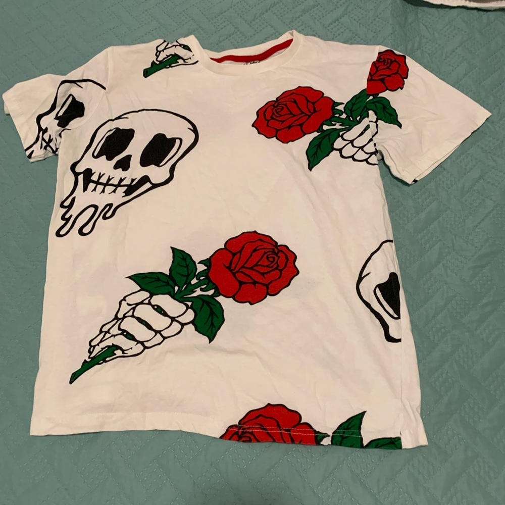 Funky tee